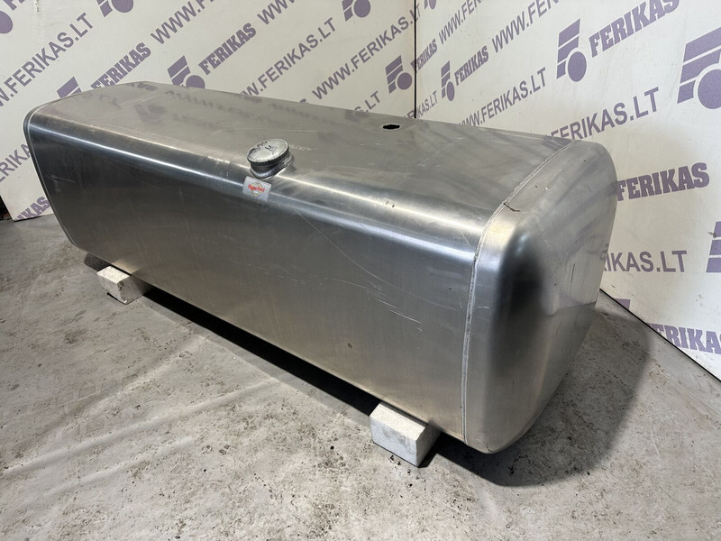 Mercedes-Benz - Fuel tank for Truck: picture 2 Mercedes-Benz - Fuel tank for Truck: picture 2