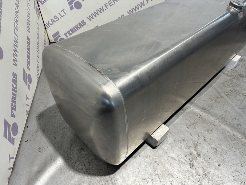 Mercedes-Benz - Fuel tank for Truck: picture 5 Mercedes-Benz - Fuel tank for Truck: picture 5