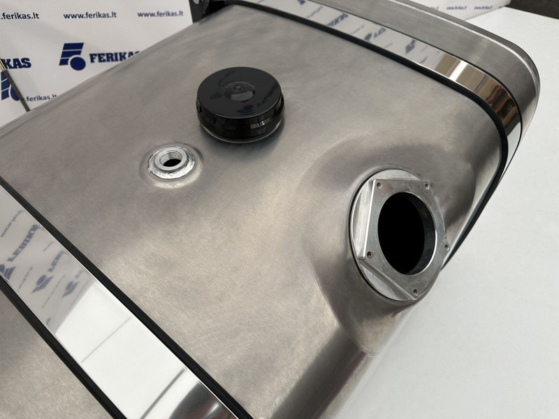 Parker  - Hydraulic tank for Truck: picture 4 Parker  - Hydraulic tank for Truck: picture 4