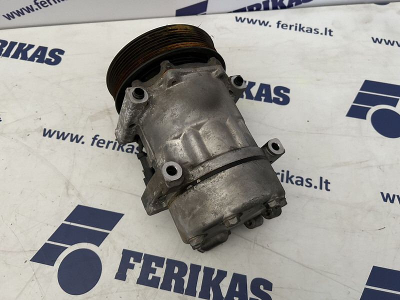 Scania AC compressor - A/C compressor for Truck: picture 2 Scania AC compressor - A/C compressor for Truck: picture 2