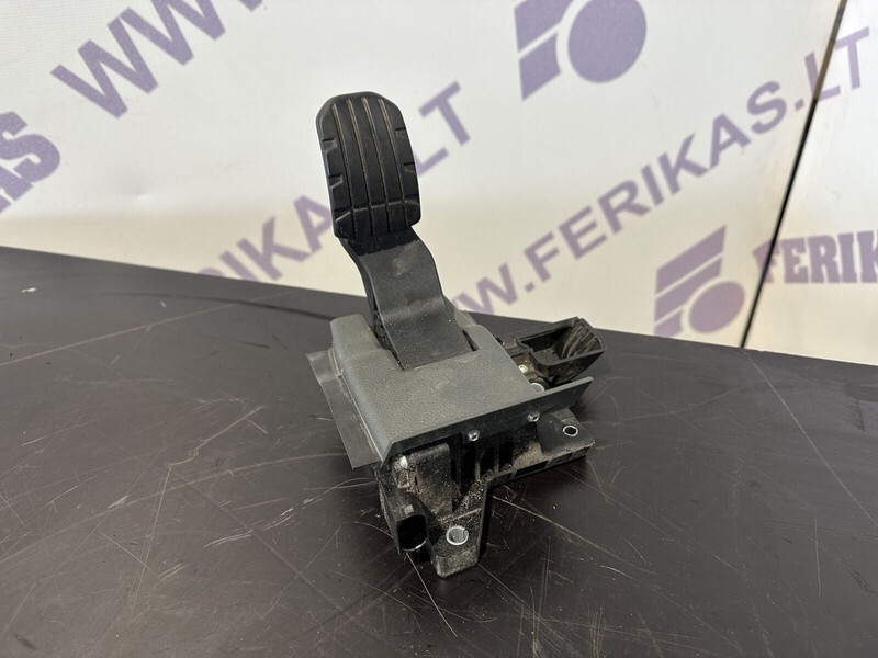 Scania - Pedal for Truck: picture 1 Scania - Pedal for Truck: picture 1