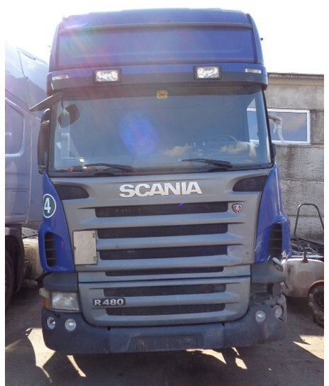 Scania R for parts : engines, gearboxes, cabins, differentials, axles, - Cab and interior for Truck: picture 4 Scania R for parts : engines, gearboxes, cabins, differentials, axles, - Cab and interior for Truck: picture 4