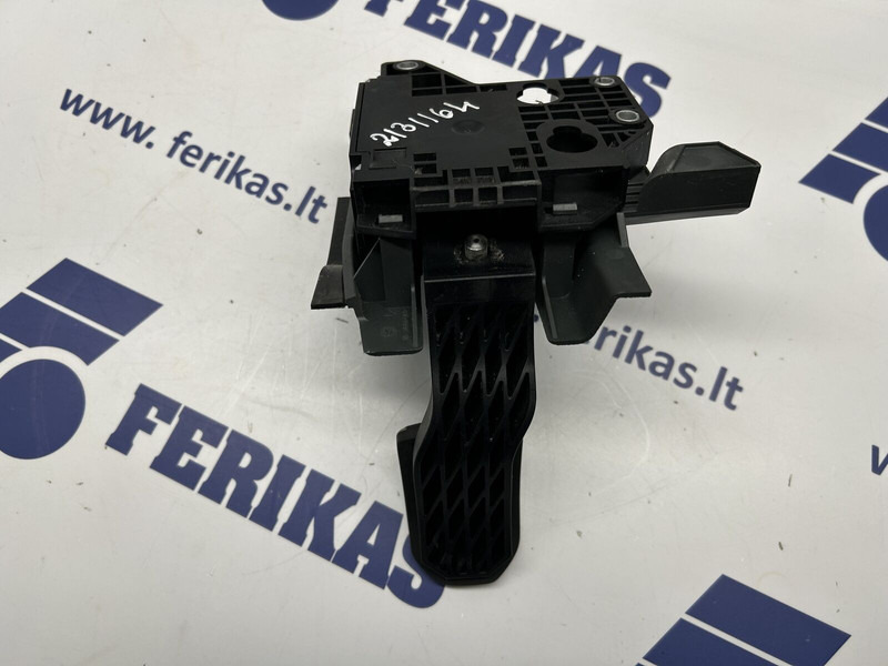 Scania accelerator pedal - Pedal for Truck: picture 3 Scania accelerator pedal - Pedal for Truck: picture 3