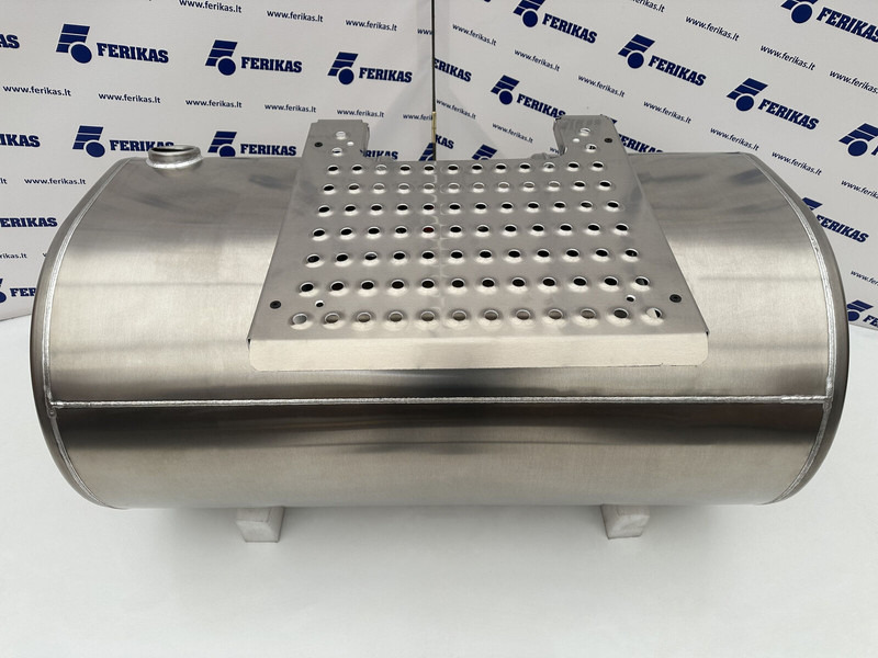 Volvo New aluminum fuel tank 550L - Fuel tank for Truck: picture 4 Volvo New aluminum fuel tank 550L - Fuel tank for Truck: picture 4