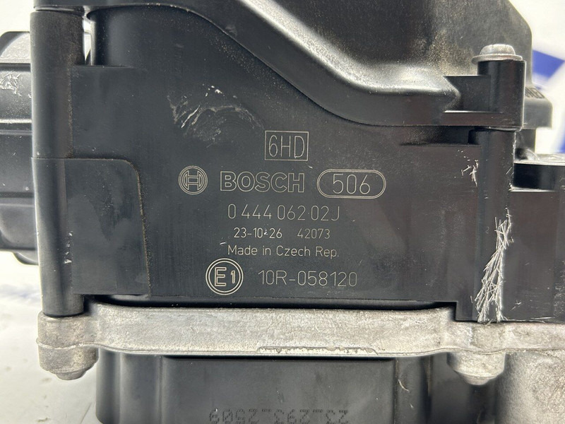 Volvo pump - Exhaust system for Truck: picture 4 Volvo pump - Exhaust system for Truck: picture 4