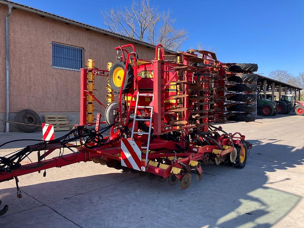 Türpisch Landmaschinen
Herr Christian Türpisch - - Seed drill: picture 2 Türpisch Landmaschinen
Herr Christian Türpisch - - Seed drill: picture 2
