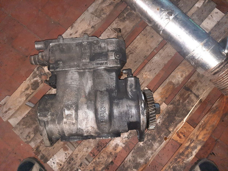 Cummins ISL egr Cooler - Exhaust system: picture 4 Cummins ISL egr Cooler - Exhaust system: picture 4