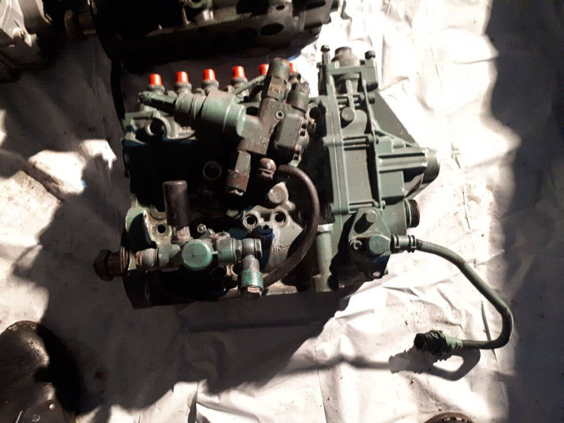 MAN . 0402746967. 0402736883. 0402946023. 034 - Fuel pump: picture 1 MAN . 0402746967. 0402736883. 0402946023. 034 - Fuel pump: picture 1