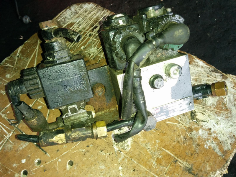 Neoplan LINNIG EL0057 - ECU: picture 5 Neoplan LINNIG EL0057 - ECU: picture 5