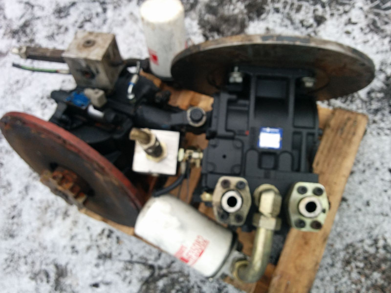 Sandler 90R130 - Hydraulic pump: picture 1 Sandler 90R130 - Hydraulic pump: picture 1