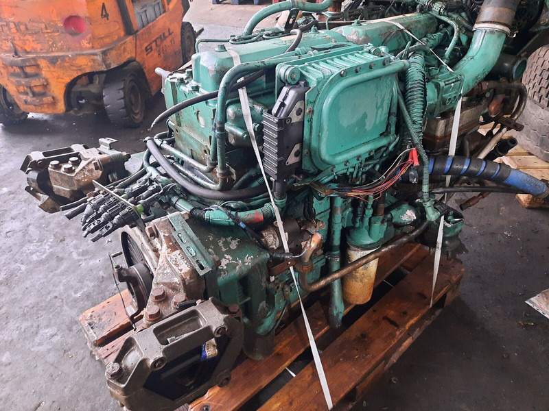 Volvo D7C-310 EC99 - Engine: picture 2 Volvo D7C-310 EC99 - Engine: picture 2