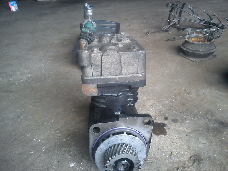 Volvo LK4918/ KZ 43326 . WABCO 4121008062 - Engine and parts: picture 4 Volvo LK4918/ KZ 43326 . WABCO 4121008062 - Engine and parts: picture 4