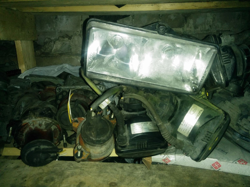 Volvo Скания омни линк - Headlight: picture 2 Volvo Скания омни линк - Headlight: picture 2