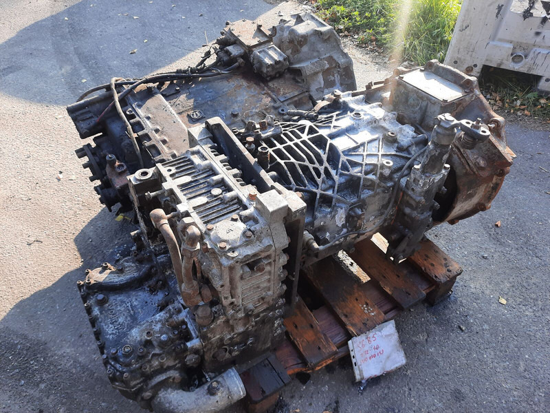 ZF 16S130 .8S180IT . 6S150C. 8S140 IT.6S80+GV80/ 6S90/ S5-24-3 / 6S - Gearbox: picture 3 ZF 16S130 .8S180IT . 6S150C. 8S140 IT.6S80+GV80/ 6S90/ S5-24-3 / 6S - Gearbox: picture 3