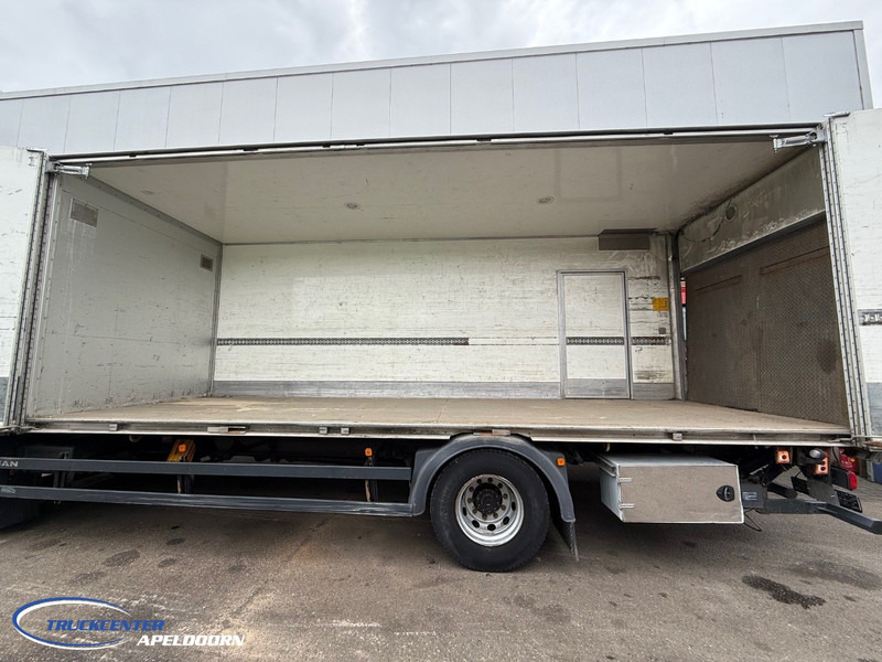 MAN TGM 19.290 Zijdeuren laadbak, Slaapcabine, 6 Cilinder, Euro 6 - Box truck: picture 3 MAN TGM 19.290 Zijdeuren laadbak, Slaapcabine, 6 Cilinder, Euro 6 - Box truck: picture 3