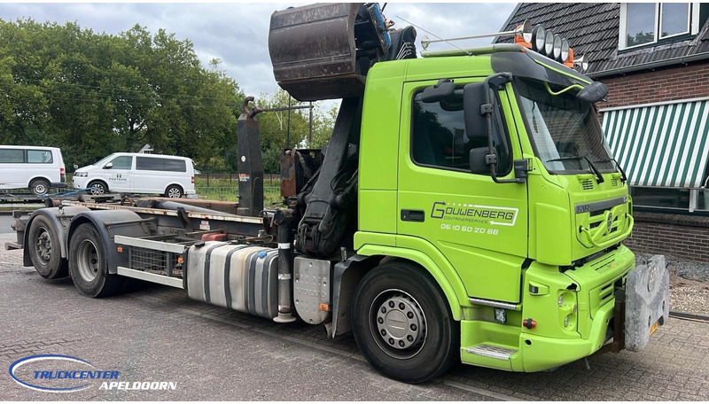 Volvo FM 410 EEV 6X2 Palfinger Epsilon Q170Z - Hook lift truck, Crane truck: picture 1 Volvo FM 410 EEV 6X2 Palfinger Epsilon Q170Z - Hook lift truck, Crane truck: picture 1