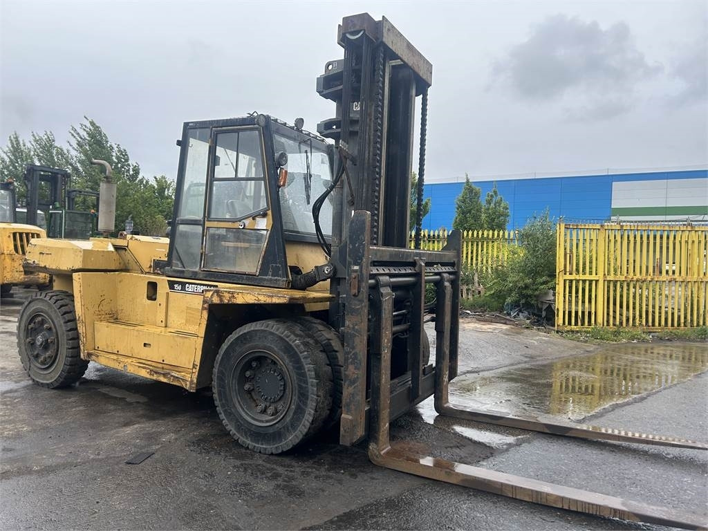 CAT DP150 - Diesel forklift: picture 3 CAT DP150 - Diesel forklift: picture 3