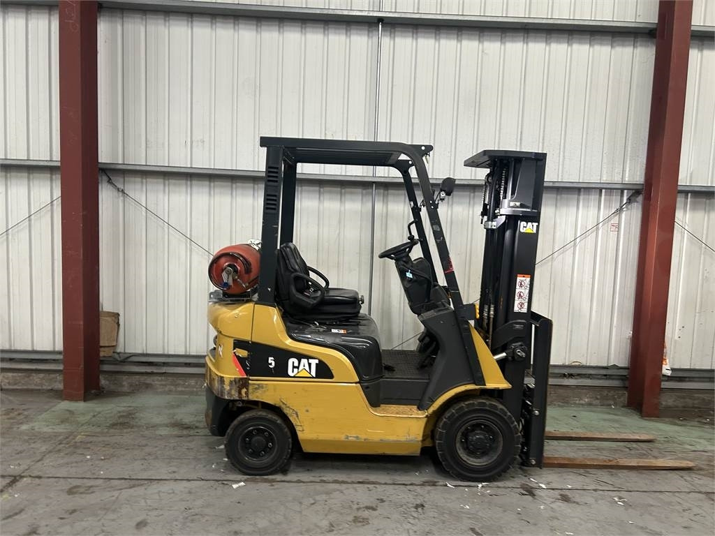 CAT GP15NT - LPG forklift: picture 5 CAT GP15NT - LPG forklift: picture 5