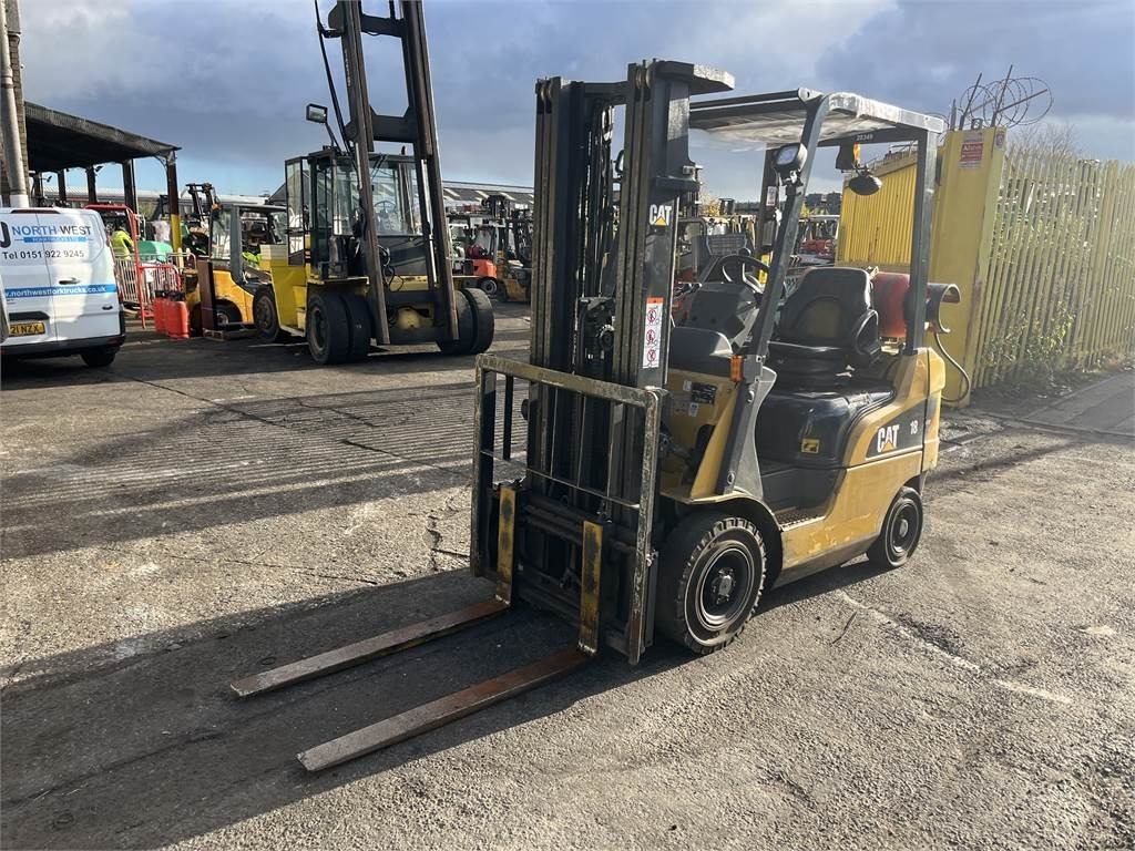 CAT GP18NT - LPG forklift: picture 5 CAT GP18NT - LPG forklift: picture 5