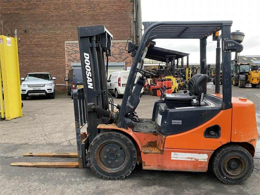 Doosan D25S-5 - Diesel forklift: picture 1 Doosan D25S-5 - Diesel forklift: picture 1