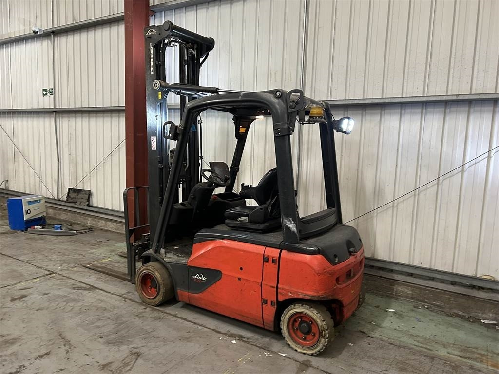 Linde E20PL-02 - Electric forklift: picture 3 Linde E20PL-02 - Electric forklift: picture 3