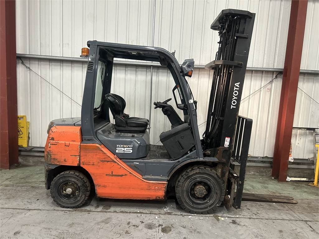 Toyota 02-8FDF25 - Diesel forklift: picture 5 Toyota 02-8FDF25 - Diesel forklift: picture 5