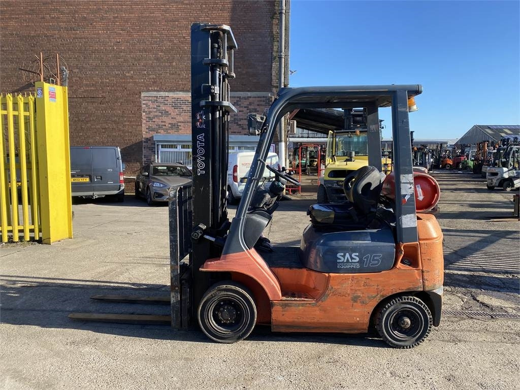 Toyota 42-7FGF15 - LPG forklift: picture 1 Toyota 42-7FGF15 - LPG forklift: picture 1