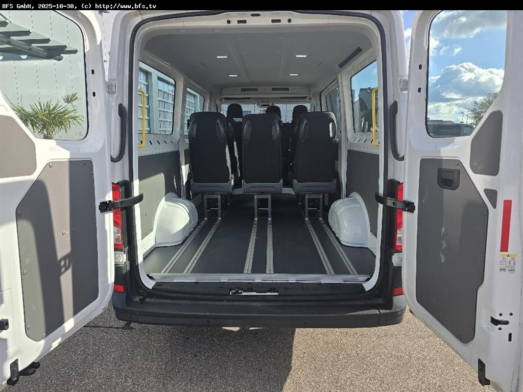 MAN TGE 3.140 4x2 F SB Kleinbus 9-Sitzer - Minibus, Passenger van: picture 3 MAN TGE 3.140 4x2 F SB Kleinbus 9-Sitzer - Minibus, Passenger van: picture 3