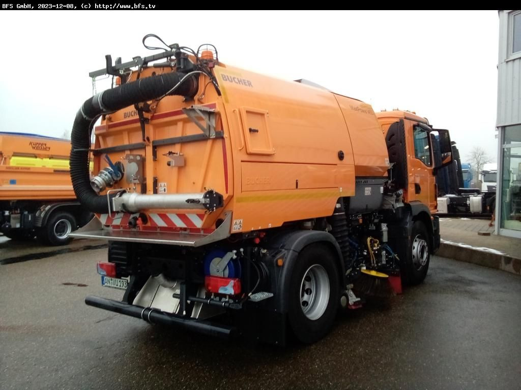 MAN TGM 18.250 4x2 BL Bucher V65_Twin - Road sweeper: picture 2 MAN TGM 18.250 4x2 BL Bucher V65_Twin - Road sweeper: picture 2