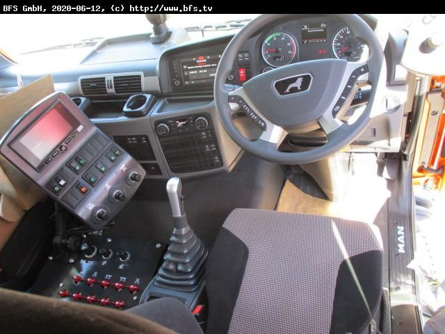 MAN TGS 18.400 4X2 BL Bucher OF 8000 RS Drehjet beid - Road sweeper: picture 4 MAN TGS 18.400 4X2 BL Bucher OF 8000 RS Drehjet beid - Road sweeper: picture 4
