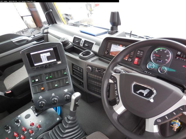 MAN TGS 18.420 4X2 BL Bucher OF 8000 TWIN beidseitig - Road sweeper: picture 4 MAN TGS 18.420 4X2 BL Bucher OF 8000 TWIN beidseitig - Road sweeper: picture 4