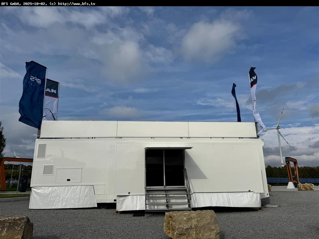 Rainbow LSDO 12-18   Lambo Show Messeauflieger T - Closed box semi-trailer: picture 4 Rainbow LSDO 12-18   Lambo Show Messeauflieger T - Closed box semi-trailer: picture 4