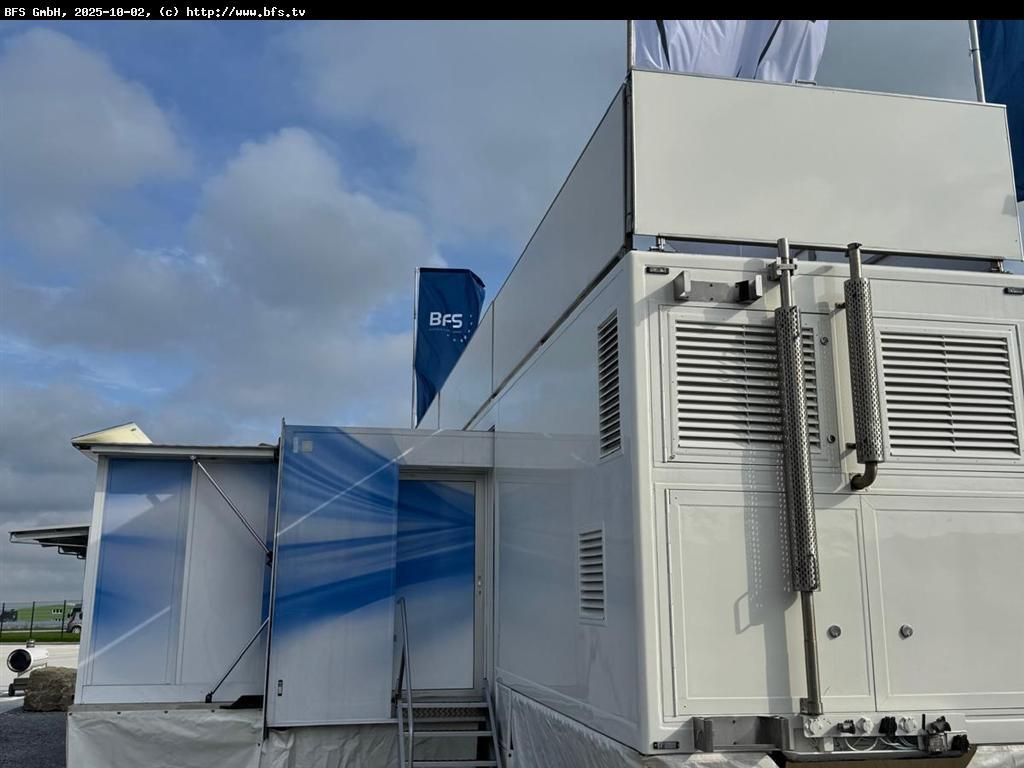 Rainbow LSDO 12-18   Lambo Show Messeauflieger T - Closed box semi-trailer: picture 3 Rainbow LSDO 12-18   Lambo Show Messeauflieger T - Closed box semi-trailer: picture 3