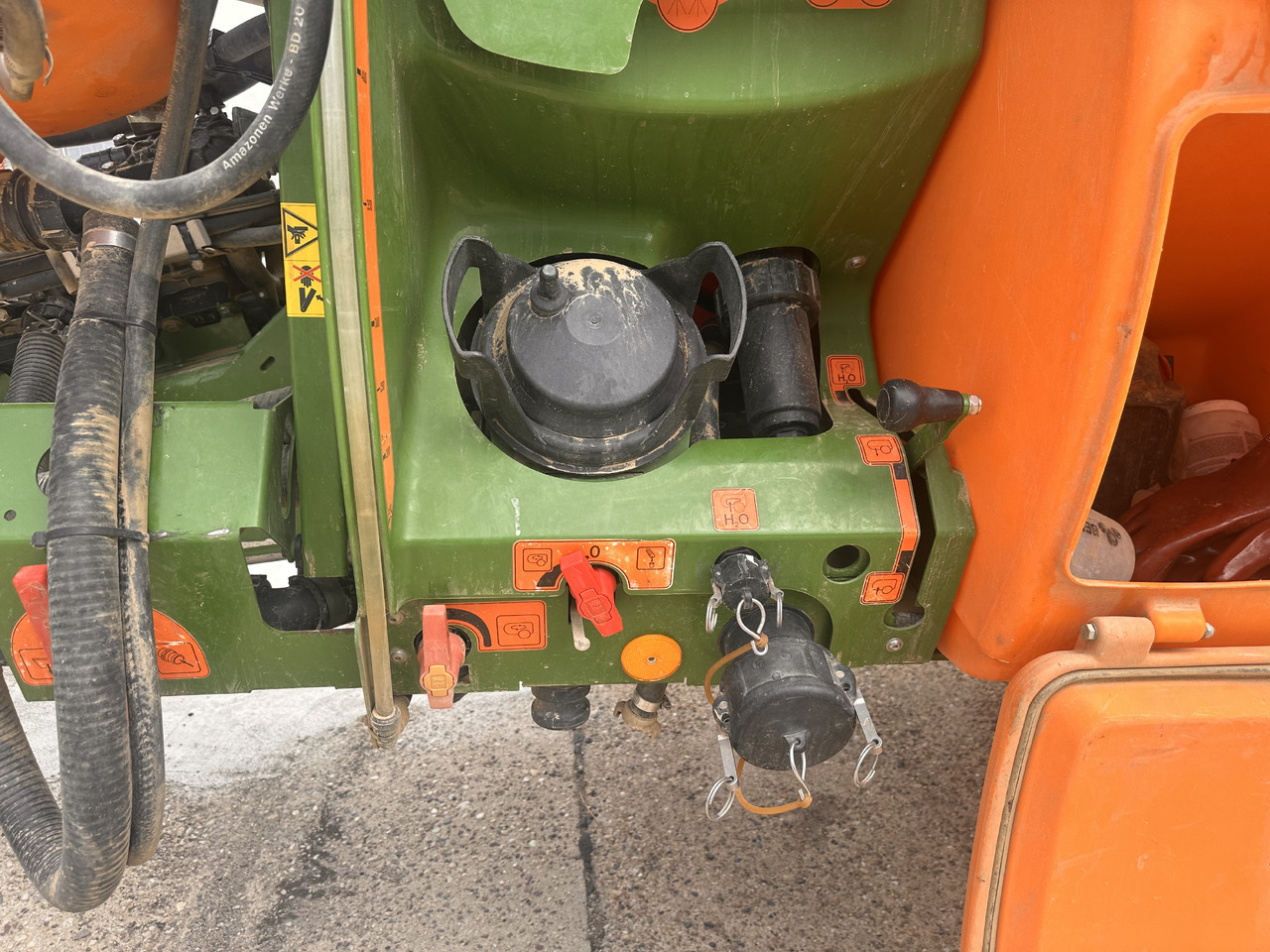 Leasing of AMAZONE UX 6200 36m GPS AMAZONE UX 6200 36m GPS: picture 15