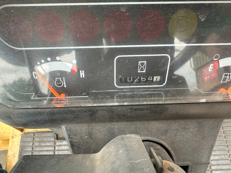 Diesel forklift Caterpillar DP100 VORKVERSTELLERS +SIDE SHIFT: picture 10