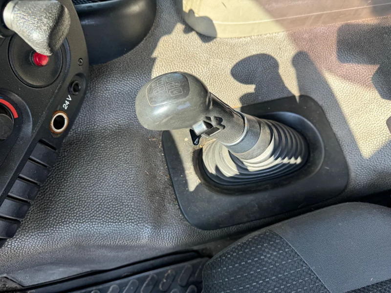 Dropside/ Flatbed truck, Crane truck DAF CF 85.360 8x2 + HIAB 422E8 REMOTE CONTROLE: picture 8