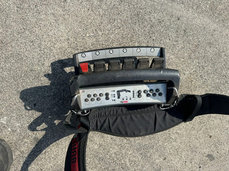 Dropside/ Flatbed truck, Crane truck DAF CF 85.360 8x2 + HIAB 422E8 REMOTE CONTROLE: picture 7