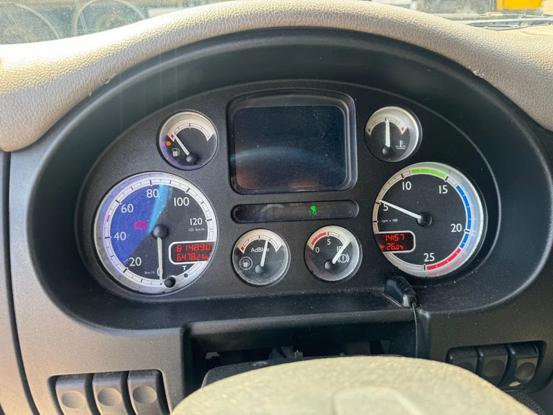 Dropside/ Flatbed truck, Crane truck DAF CF 85.360 8x2 + HIAB 422E8 REMOTE CONTROLE: picture 12