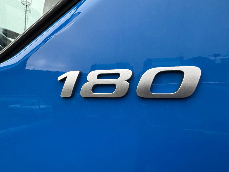 Box truck DAF LF 180 4X2 - EURO 6 + DHOLLANDIA LIFT: picture 13 Box truck DAF LF 180 4X2 - EURO 6 + DHOLLANDIA LIFT: picture 13