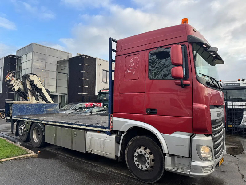 DAF XF 510 6X2 EURO 6 + HIAB 166 HI PRO + REMOTE CONTROL - Crane truck: picture 2 DAF XF 510 6X2 EURO 6 + HIAB 166 HI PRO + REMOTE CONTROL - Crane truck: picture 2