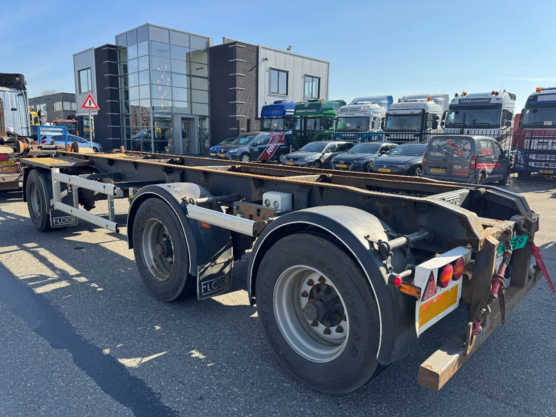 Floor FLA-10-20 - 3 AXLE BPW - Container transporter/ Swap body trailer: picture 2 Floor FLA-10-20 - 3 AXLE BPW - Container transporter/ Swap body trailer: picture 2