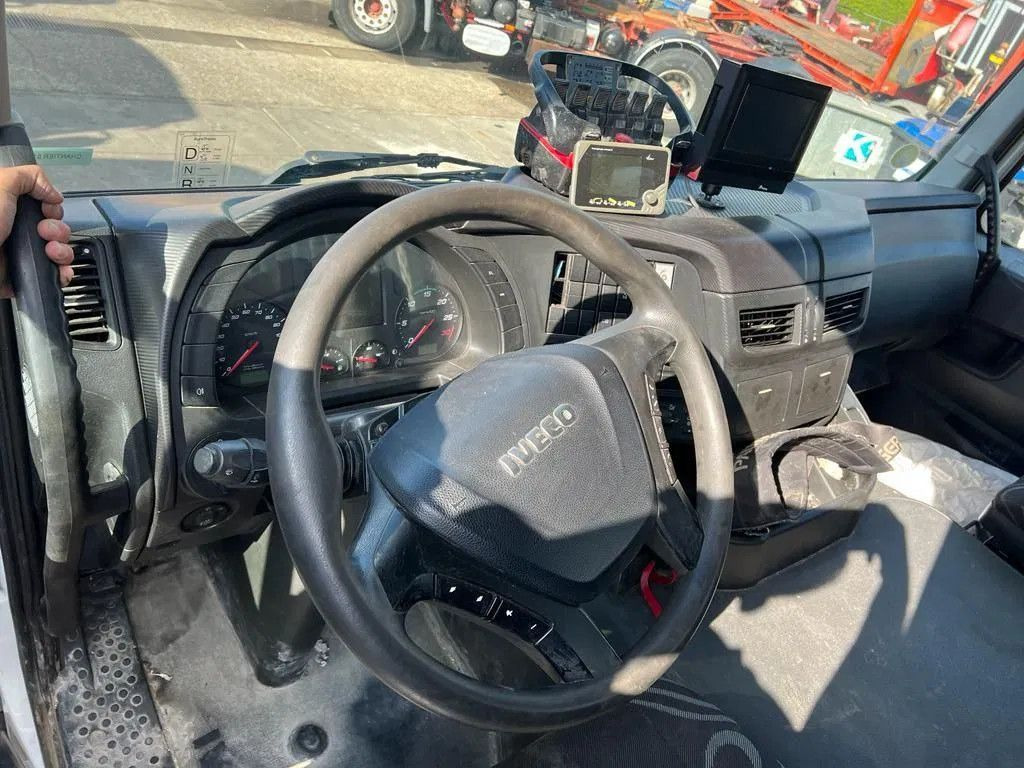 Dropside/ Flatbed truck, Crane truck Iveco Stralis 310 PALFINGER PK14002 - MOTOR DEFECT: picture 14