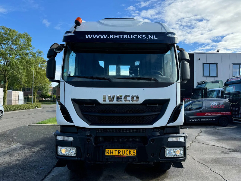 Iveco Stralis 450 6X4 - EURO 6 + MARREL 20T HOOK - Hook lift truck: picture 2 Iveco Stralis 450 6X4 - EURO 6 + MARREL 20T HOOK - Hook lift truck: picture 2