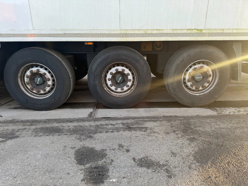 Refrigerator semi-trailer Krone SD THERMO KING SLX 300e + DHOLLANDIA 2000KG: picture 7