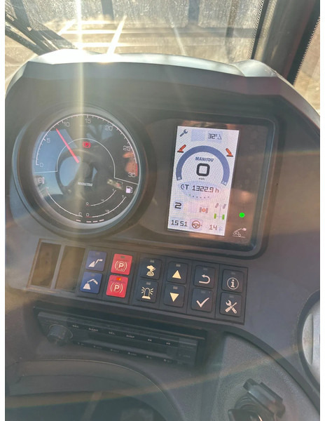 Manitou MT1335h EASY 75D, AUXILIARY HYDRAULIC PLUMBING, - Telescopic handler: picture 5 Manitou MT1335h EASY 75D, AUXILIARY HYDRAULIC PLUMBING, - Telescopic handler: picture 5