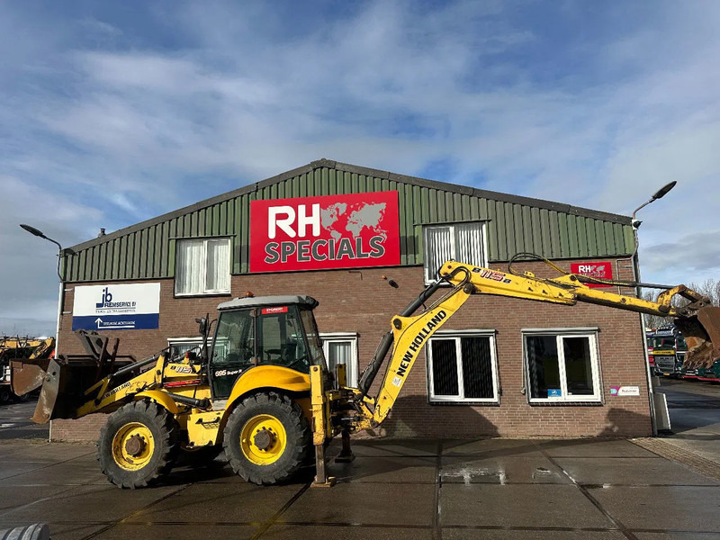 New Holland LB115B, CE, 240 MM MULTI PURPOSE LOADER BUCKET, 800 MM BACHOE DIGGING BUCKET, FLIP OVER FORKS, AIR CONDITIONER - Backhoe loader: picture 2 New Holland LB115B, CE, 240 MM MULTI PURPOSE LOADER BUCKET, 800 MM BACHOE DIGGING BUCKET, FLIP OVER FORKS, AIR CONDITIONER - Backhoe loader: picture 2