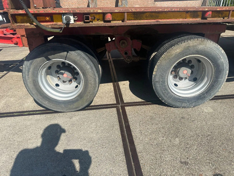 Nooteboom 4 ASSIGE BLADGEVEERD HYDRAULISCHE KLEPPEN - Low loader trailer: picture 4 Nooteboom 4 ASSIGE BLADGEVEERD HYDRAULISCHE KLEPPEN - Low loader trailer: picture 4