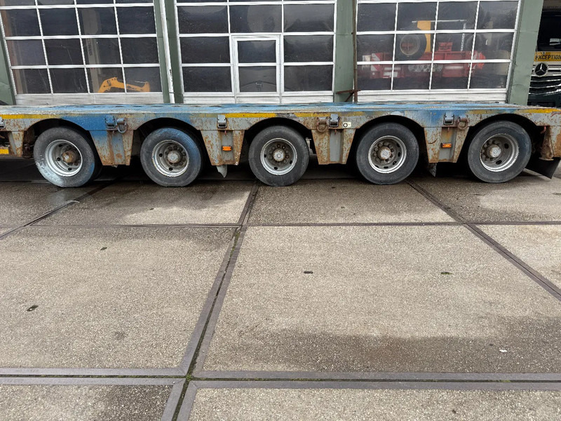 Nooteboom MCO-75-05V/Z - 2x EXTENDABLE - 4 AXLES FORCED STEERING - Low loader semi-trailer: picture 5 Nooteboom MCO-75-05V/Z - 2x EXTENDABLE - 4 AXLES FORCED STEERING - Low loader semi-trailer: picture 5