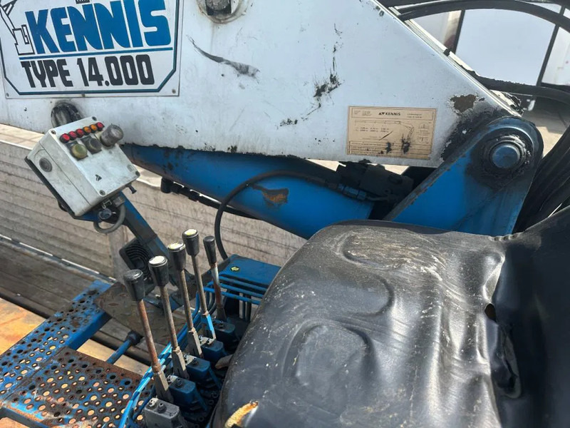 Leasing of Pacton 4 X 4 ASSIGE MET KENNIS 14000 ROLLER KRAAN Pacton 4 X 4 ASSIGE MET KENNIS 14000 ROLLER KRAAN: picture 15 Leasing of Pacton 4 X 4 ASSIGE MET KENNIS 14000 ROLLER KRAAN Pacton 4 X 4 ASSIGE MET KENNIS 14000 ROLLER KRAAN: picture 15