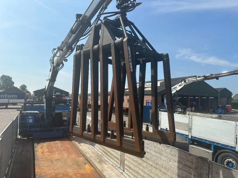 Leasing of Pacton 4 X 4 ASSIGE MET KENNIS 14000 ROLLER KRAAN Pacton 4 X 4 ASSIGE MET KENNIS 14000 ROLLER KRAAN: picture 12 Leasing of Pacton 4 X 4 ASSIGE MET KENNIS 14000 ROLLER KRAAN Pacton 4 X 4 ASSIGE MET KENNIS 14000 ROLLER KRAAN: picture 12